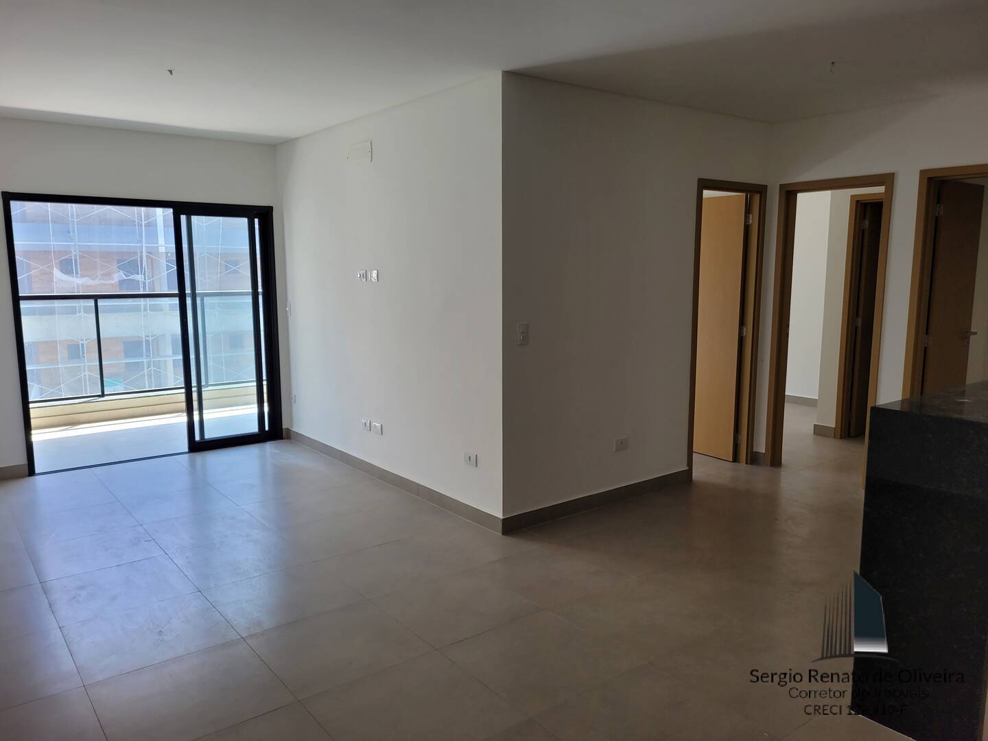 Apartamento à venda com 2 quartos, 76m² - Foto 1