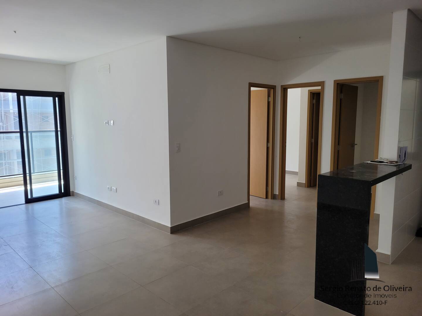 Apartamento à venda com 2 quartos, 76m² - Foto 3